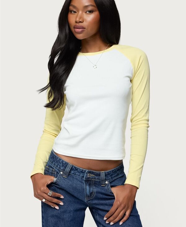 アディクテッド レディース トップス シャツ Edikted Women's Tommi Raglan Long Sleeve T Shirt White-and-yellow ホワイト