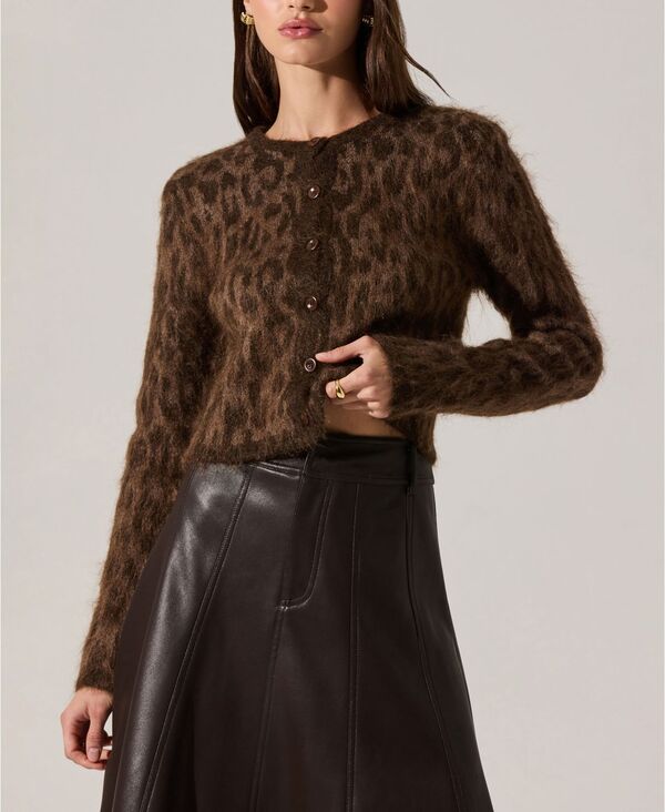 アストール レディース アウター ニット・セーター セーター カーディガン ASTR the Label Women's Katria Long Sleeve Cardigan Sweater Brown Cheetah Print ブラウン