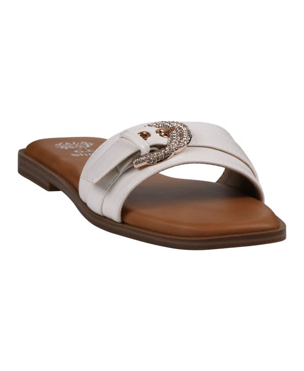 ジーシーシューズ レディース サンダル GC Shoes Women's Kenna Embellished Buckle Flat Sandals White ホワイト