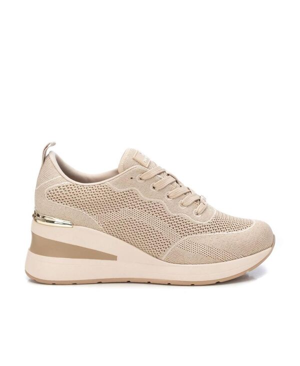 キシタイ レディース シューズ スニーカー Women's Casual Wedge Sneakers By XTI Beige ベージュ