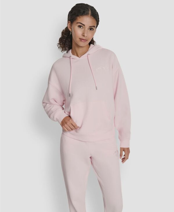ダナ キャラン ニューヨーク レディース アウター パーカー・スウェット 刺繍 ロゴ DKNY Women's Varsity Embroidered Logo Pull-on Hoodie Pink Moon ピンク｜ReVida 店 9,571円