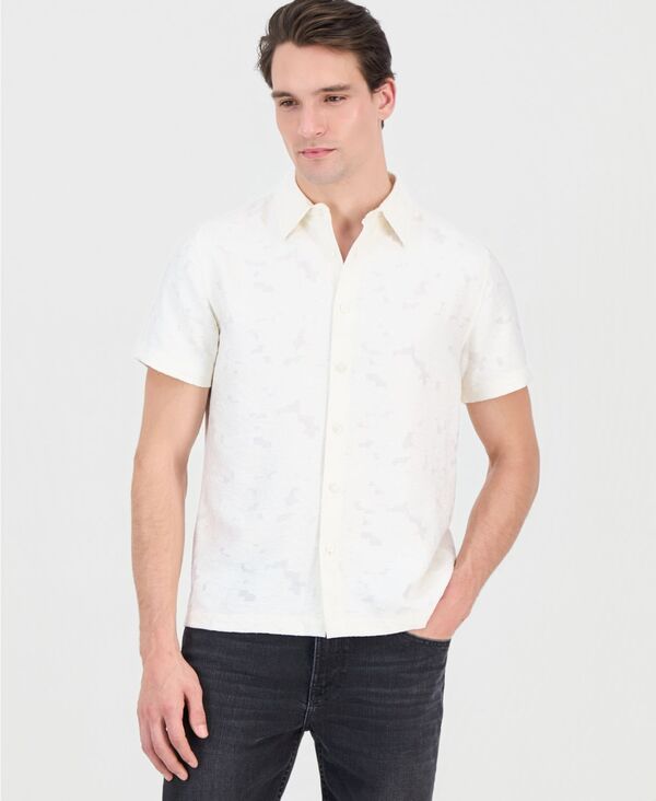 ゲス メンズ トップス プルオーバー 半袖 GUESS Men\u0027s Alden Clip Jacquard Short-Sleeve Woven Button-Front Shirt Milky