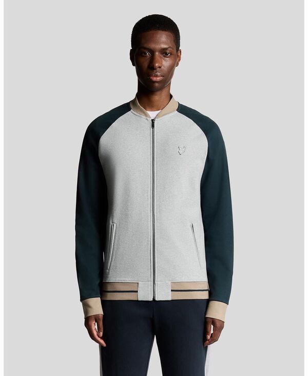 ライルアンドスコット メンズ アウター ジャケット・ブルゾン コントラスト Lyle & Scott Men's Interlock Contrast Raglan Bomber Jacket Carbon