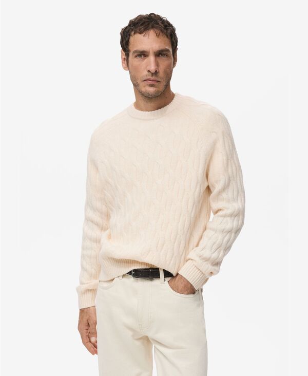 マンゴ メンズ アウター 編み物・プルオーバー MANGO Men\u0027s Cable-Knit Sweater Ecru エクリュ