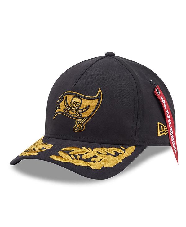 ニューエラ メンズ アクセサリー 帽子 New Era x Alpha Men's Industries Black Tampa Bay Buccaneers A-Frame 9FORTY Adjustable Hat Black ブラック｜ReVida 店