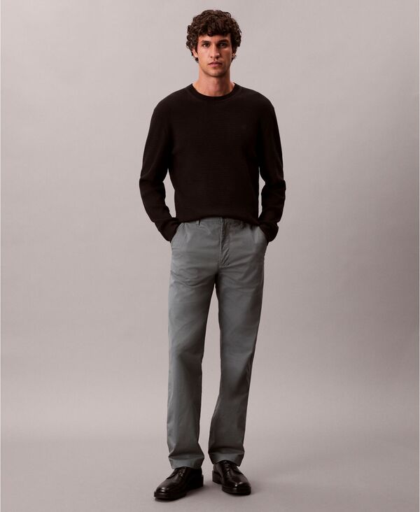 【送料無料】 カルバンクライン メンズ カジュアルパンツ ボトムス Men's Straight-Fit Chino Pants Seaside Aqua