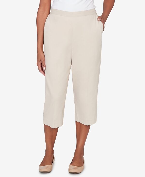 【送料無料】 アルフレッド ダナー レディース カジュアルパンツ ボトムス Women's Classic Solid Twill Button Hem Capri Pants Stone｜ReVida 店