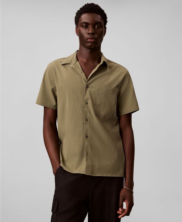 【送料無料】 カルバンクライン メンズ シャツ トップス Men's Classic-Fit Button-Down Shirt Deep Lichen Green