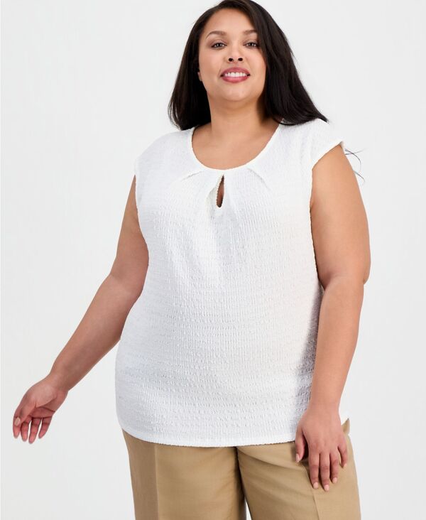 カスパール レディース トップス シャツ プラスサイズ キャップスリーブ キャップ ブラウス Kasper Plusize Keyhole-Neck Cap-Sleeve Blouse Vanilla Ice｜ReVida 店