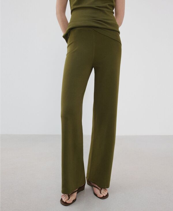 マンゴ レディース ボトムス カジュアルパンツ ニット MANGO Women's Fine-Knit Straight-Fit Pants Khaki カーキ｜ReVida 店