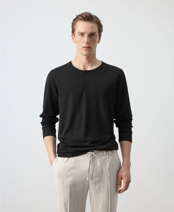 マンゴ メンズ トップス Tシャツ MANGO Men's Henley T-Shirt Black ブラック｜ReVida 店
