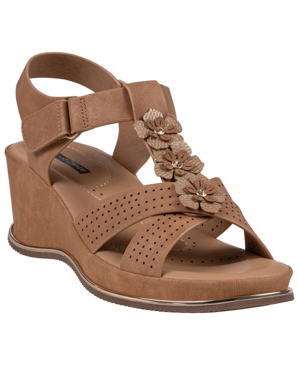 ジーシーシューズ レディース サンダル 御花柄 御花 GC Shoes Women\u0027s Miko Floral Round Toe Wedge Sandals Tan タン