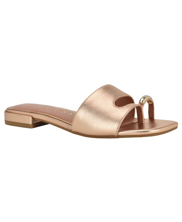 ゲス レディース シューズ サンダル GUESS Women\u0027s Tablita Ornamented Toe Loop Flat Sandal Gold ゴールド