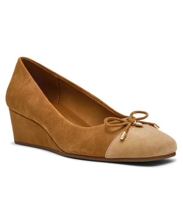 アンクライン レディース シューズ パンプス 旗がしら なめし革 Anne Klein Women\u0027s Waiter Leather Cap Toe Wedge Pumps Cognac/Tan Suede タン