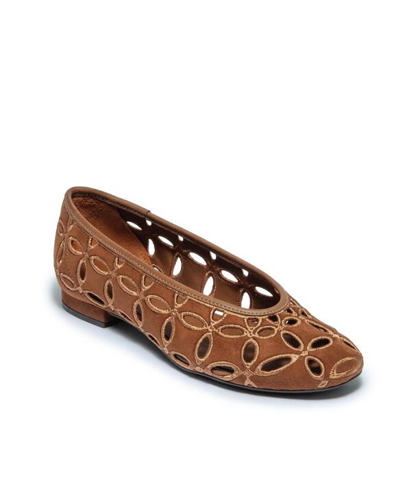 ベルナード レディース シューズ パンプス Bernardo Footwear women\u0027s Brie Ballet Flat Almond