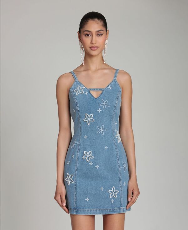 アヴェックレフィーユ レディース トップス ワンピース ミニ 刺繍 Avec Les Filles Women's Imitation Pearl Embroideredetail Mini Dress Nikki Wash パール|ReVida 店