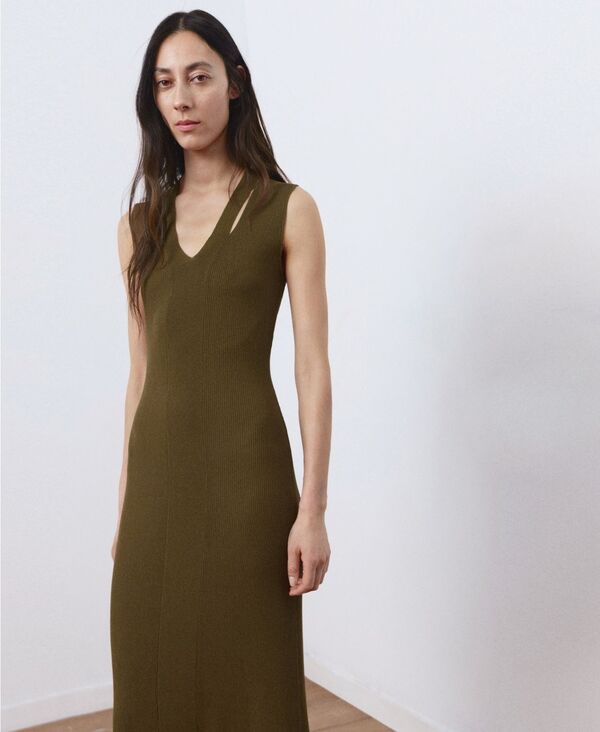 マンゴ レディース トップス ワンピース ニット MANGO Women's Fine-Knit Flaredress Khaki カーキ|ReVida 店