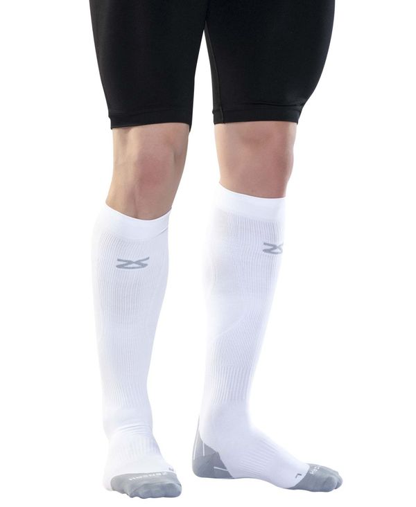 ゼンサー メンズ アンダーウェア 靴下 Zensah Tech Compression Socks White ホワイト|ReVida 店
