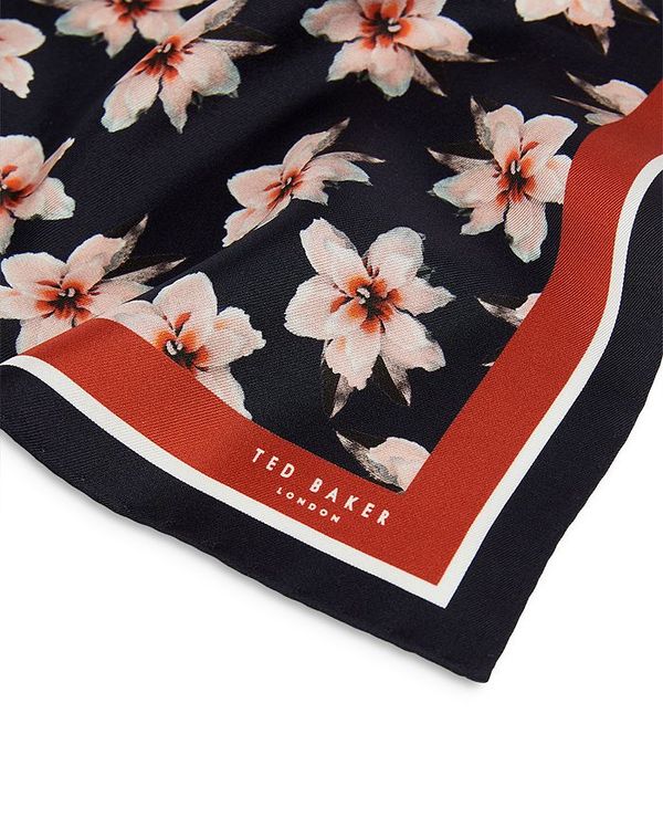50 Off テッドベーカー メンズ ネクタイ アクセサリー Floral Print Silk Pocket Square Navy 新品即決 Www Thebabelcommunity Com