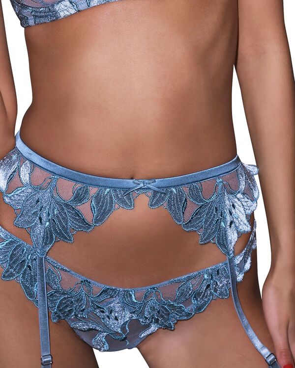 フレーデュマール レディース アクセサリー ベルト ベルベット 刺繍 Fleur du Mal Velvet Lily Embroidered Garter Belt Icy Teal ティール