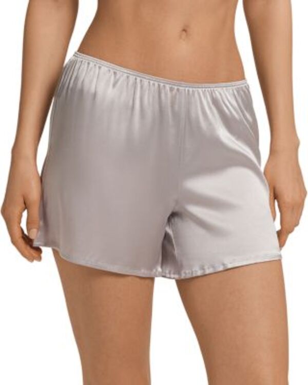 ハンロ レディース ボトムス ハーフパンツ・ショーツ ショートパンツ シルク Hanro Grand Central Silky Shortsilver Vapor シルバー 40,820円