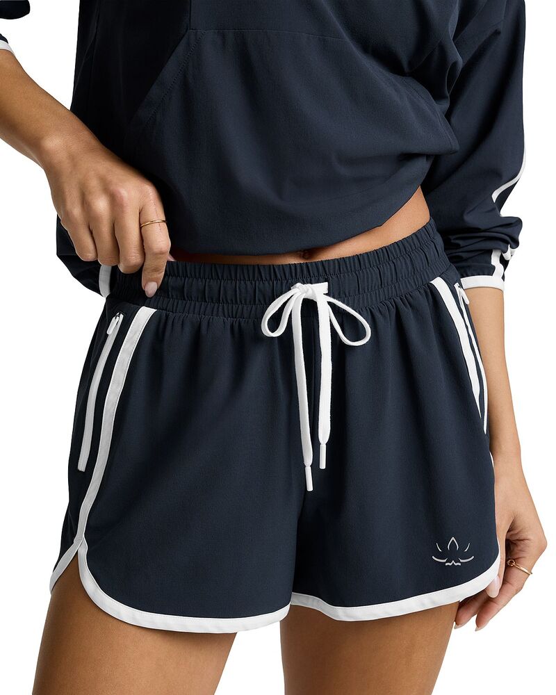 ビヨンドヨガ レディース ボトムス ハーフパンツ・ショーツ ショートパンツ Beyond Yoga Course Shorts Nocturnal Navy ネイビー