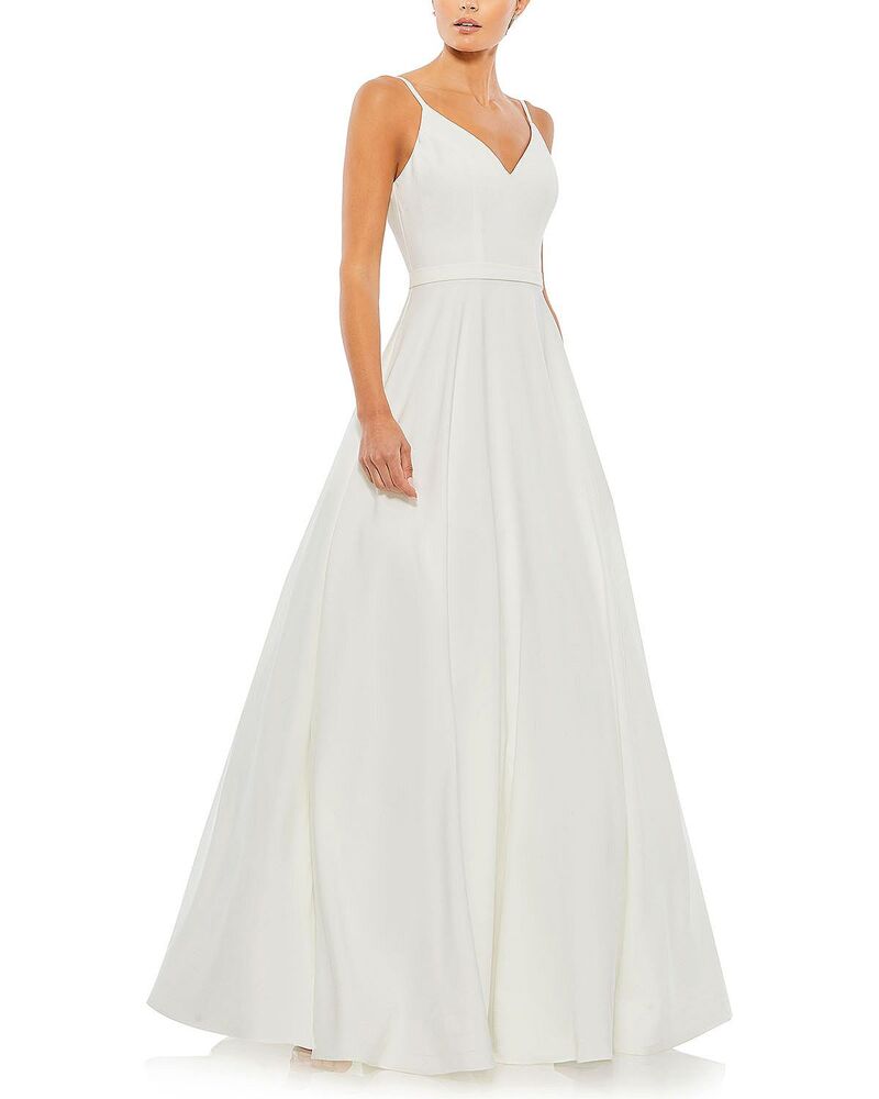 マックダガル レディース トップス 衣装 Vのど首 A 生産ライン Mac Duggal Classic A-Line V-Neck Ballgown White 白いこと
