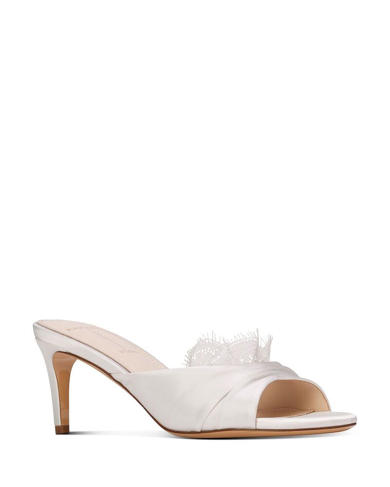 ブラックスエードスタジオ レディース シューズ サンダル レーストリム サテン レース Black Suede Studio Women's Lace Trim Satin Slide Sandals White Satin ホワイト｜ReVida 店