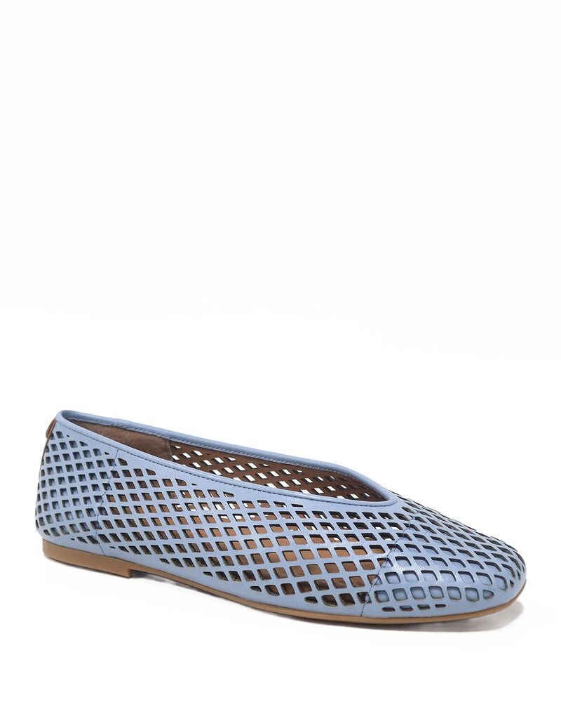 ケネスコール レディース シューズ パンプス なめし革 Gentle Souls by Kenneth Cole Women\u0027s Willow Perforated Leather Ballet Flats Ashley Blue Leather 青み