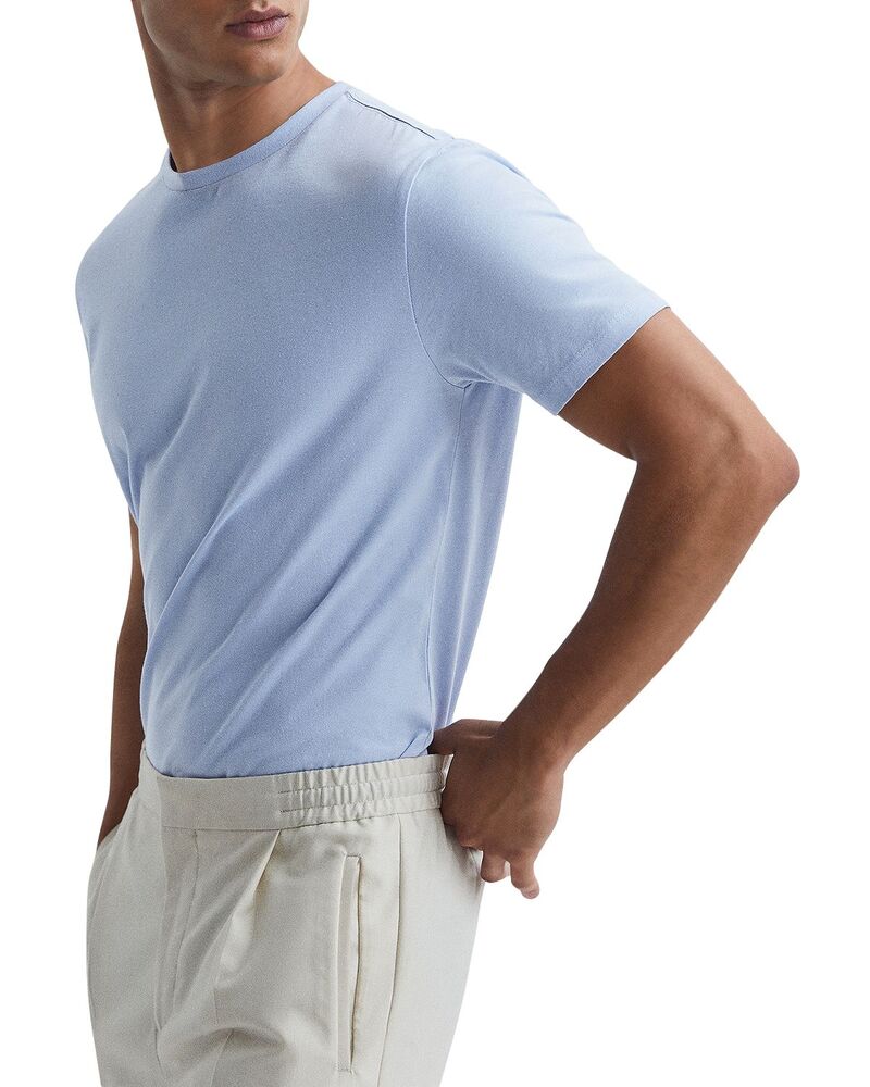 レイス メンズ トップス Tシャツ クルーネック REISS Bless Crewneck Tee Soft Blue ブルー｜ReVida 店
