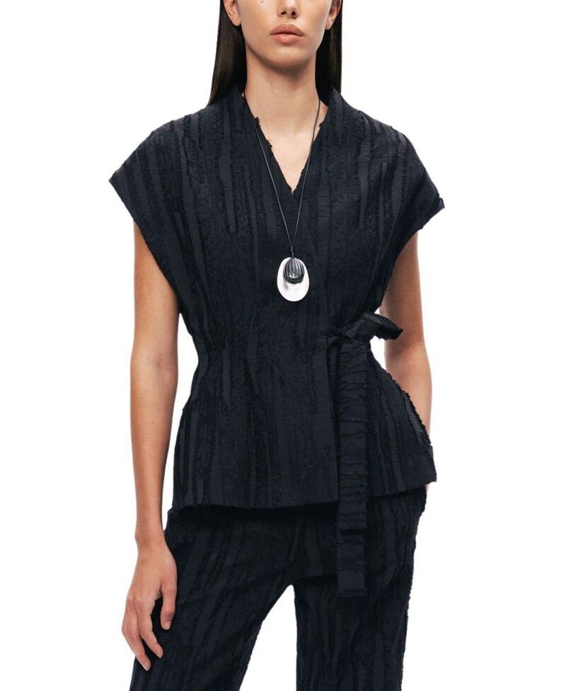 ノクチューン レディース アウター ベスト NOCTURNE Textured Belted Vest Black ブラック