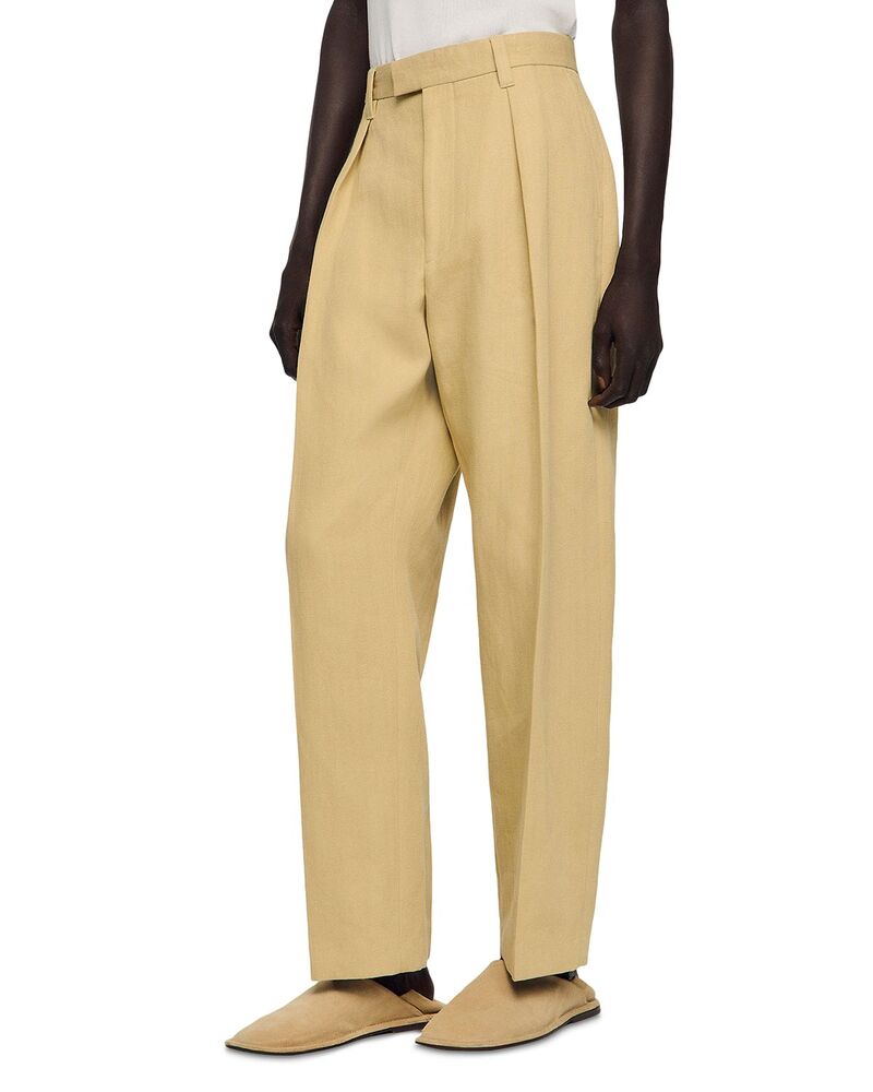 サンドロ メンズ ボトムス カジュアルパンツ プリーツ コットン リネン Sandro Gerard Wide Pleated Cotton Linen Trousers Beige ベージュ｜ReVida 店