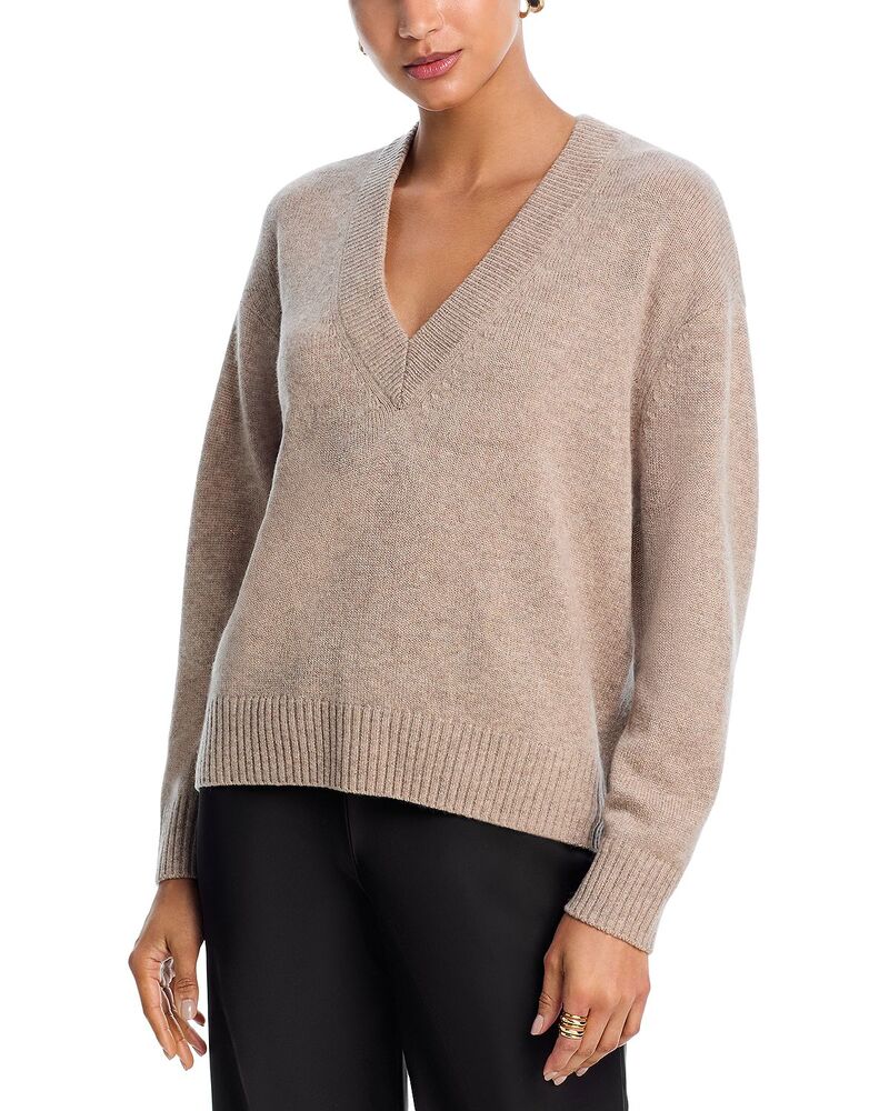 アクア レディース アウター 編み物・ティーシャツ Vのど首 落っこちる肩先 AQUA 100% Cashmere Drop Shoulder V Neck Sweater - Exclusive Wheat アクア