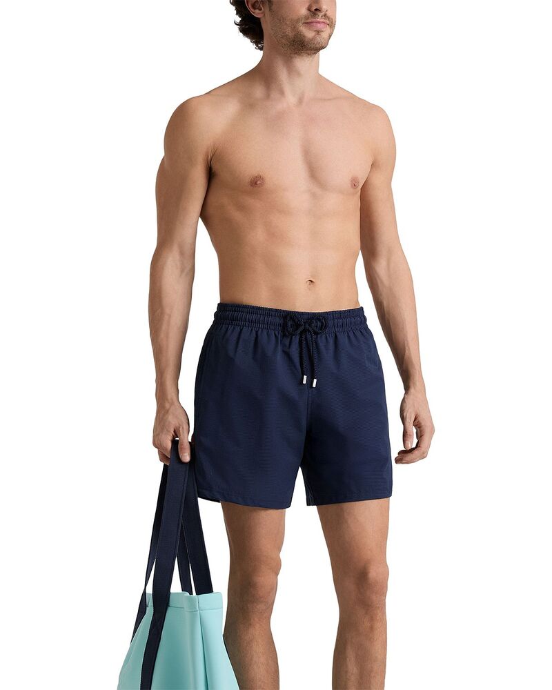 ヴィルブレクイン メンズ 水着 ハーフパンツ・ショーツ Vilebrequin Micro-Perforated Ultra-Light Packable 5.9" Swim Trunks Navy ネイビー｜ReVida 店