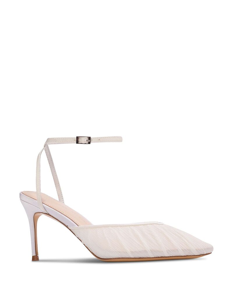 ブラックスエードスタジオ レディース シューズ サンダル アンクル Black Suede Studio Women's Melody Ankle Strap Sandals White Satin ホワイト｜ReVida 店