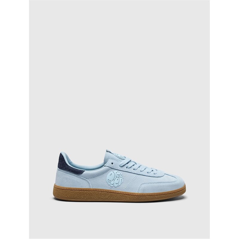 プレティグリーン メンズ シューズ スニーカー スエードクロス Pretty Green Suede Trainers Powder Blue/Gum 青色 メンズ靴-スニーカー