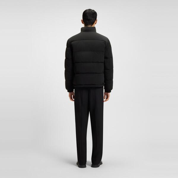 フューゴ メンズ アウター ジャケット・ブルゾン Hugo Men's Red Short Puffer Jacket Black 001 ブラック