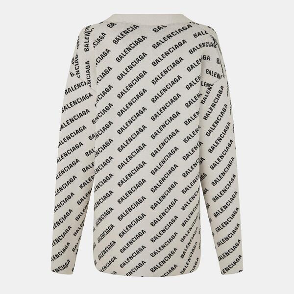 バレンシアガ レディース アウター ニット・セーター カーディガン ロゴ Balenciaga Scrolling Logo Cardigan Chalky Wht/Blk｜ReVida 店 75,790円