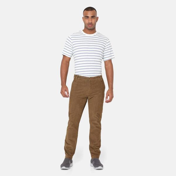 リーヴァイズジーンズ メンズ ボトムス 心地よいズボン下 か細い填まる Levis Men\u0027s Chino Slim Fitrouser Karla Brown 赤銅色