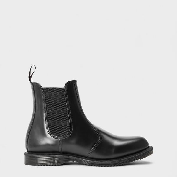 御医者さんマーチン レディース シューズ ブーツ・レインブーツ チェルシーブーツ チェルシー Dr Martens Flora Chelsea Boots Black Polished 黒いこと