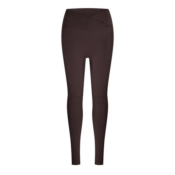 ザ クチュール クラブ レディース ボトムス カジュアルパンツ レギンス The Couture Club Womensculpting Stretch Crossover Leggings Chocolate チョコレート｜ReVida 店 15,185円