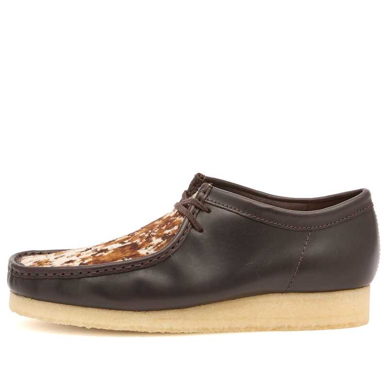 クラークス メンズ シューズ スニーカー Clarks Originals Wallabee Brown Interest ブラウン