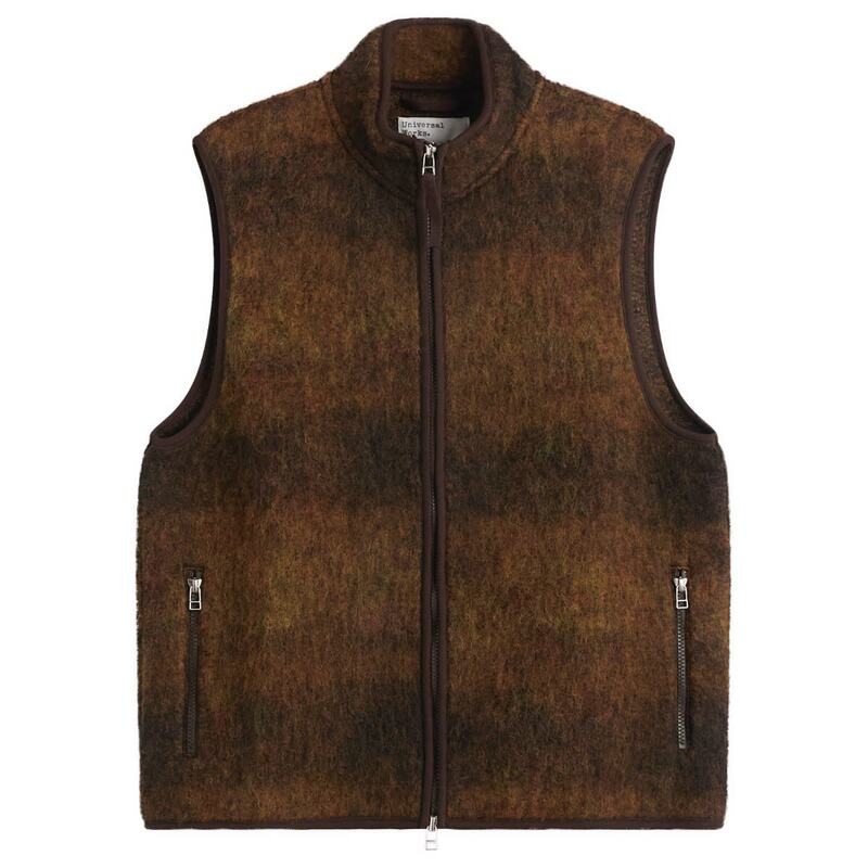 ユニバーサルワークス メンズ アウター ベスト ジレ フリース Universal Works Alps Fleece Climbingilet Brown ブラウン