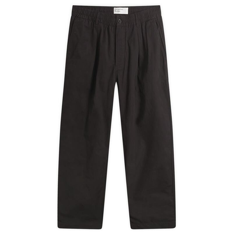 ユニバーサルワークス メンズ ボトムス カジュアルパンツ トラックパンツ プリーツ Universal Worksummer Canvas Pleated Track Pant Licoriceズボン・パンツ