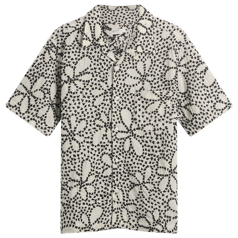 ユニバーサルワークス メンズ トップス プルオーバー Universal Works Kantha Floweroad Shirt Ecru \u0026 Black エクリュ
