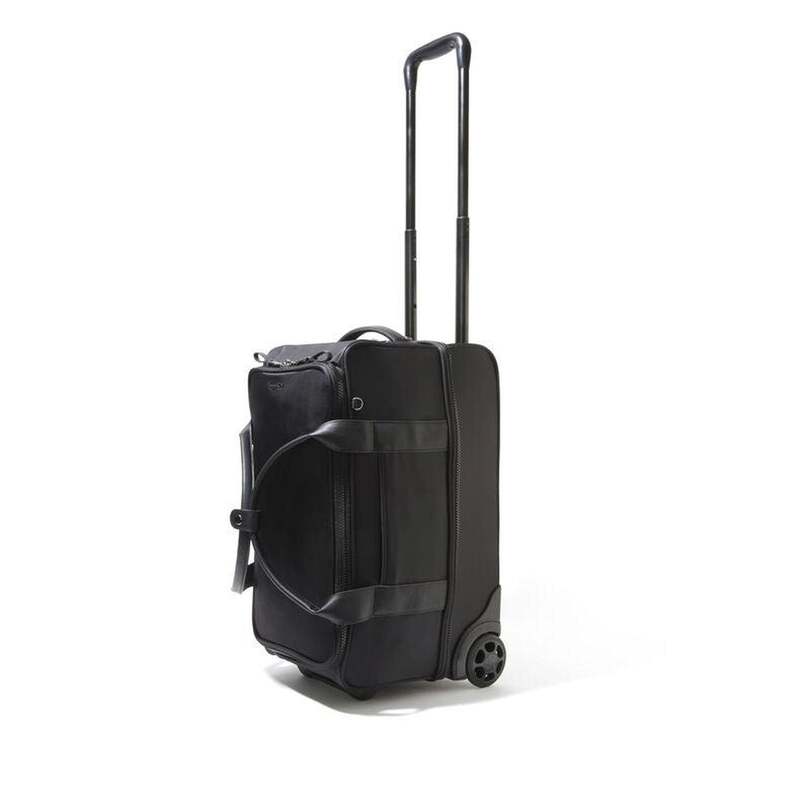バッガリーニ メンズ 御徒面子 ボストンバッグ Baggallini Gramercy Carry-On Duffel Black 黒いこと
