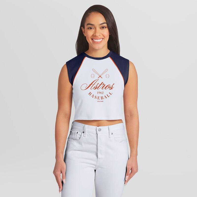 御召しもの バイ エリン アンド猥りがわしい レディース トップス ティーシャツ クロップド Women\u0027s WEAR by Erin Andrews White Houston Astros Cooperstown Cropped Raglan Tank Top Ast White 白いこと
