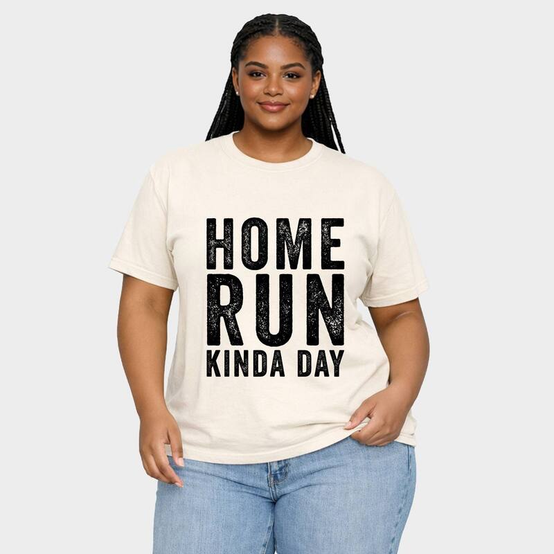 Simply Sage Market レディース トップス ティーシャツ 足し加える大いさ グラフィック Simply Sage Market Home Run Kinday - Women\u0027s Plusized Garment Dyed Graphic T-Shirt Ivory 象牙色