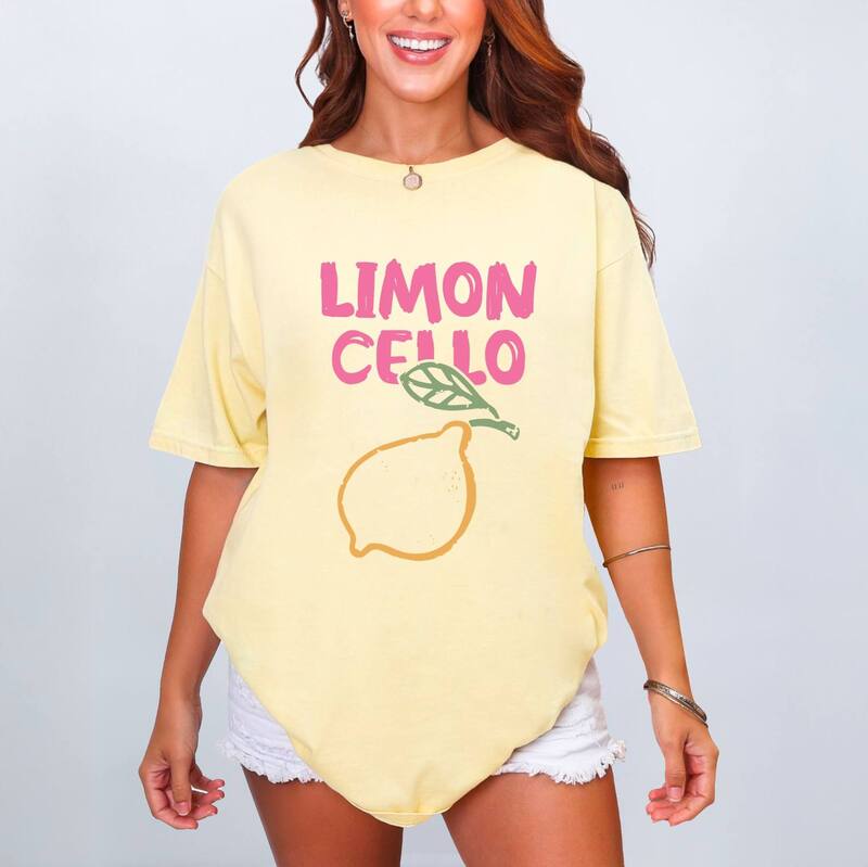 Simply Sage Market レディース トップス Tシャツ グラフィック Simply Sage Market Limoncello Bright Outline - Women's Garment Dyed Graphic T-Shirt Butter｜ReVida 店
