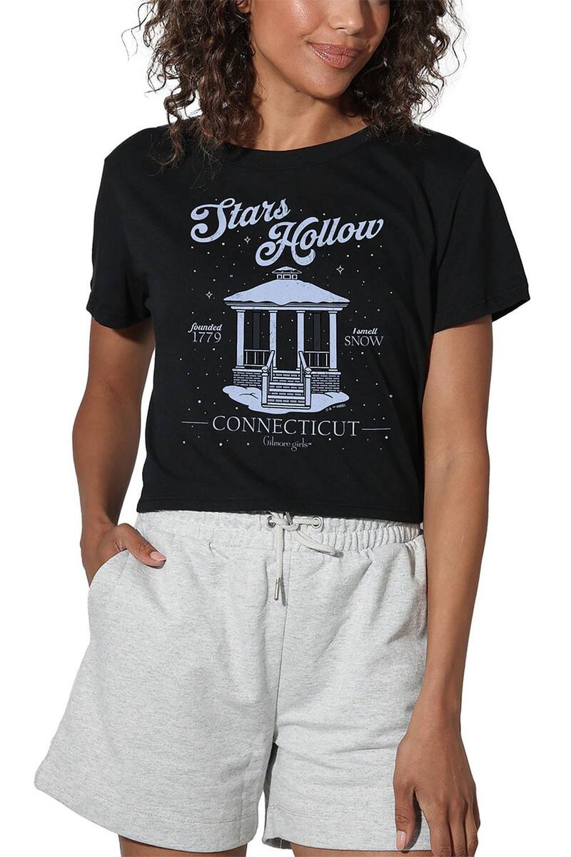 アニメ文字記号 レディース トップス プルオーバー クロップド グラフィック Licensed Character Juniors\u0027 Gilmore Girlstars Hollow Cropped Graphic Tee Black 黒いこと